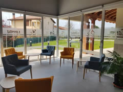 Residencia de ancianos Carema zona de lectura y visitas